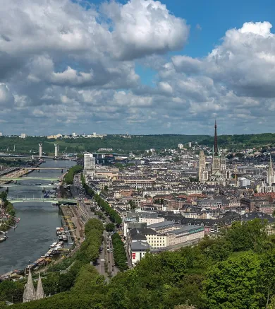 Rouen et la Seine, vues depuis la côte Sainte-Catherine